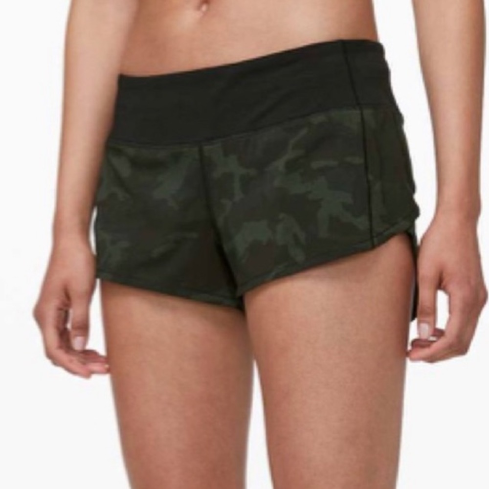 Lululemon Speed Up Shorts 2.5 Camo Size 6